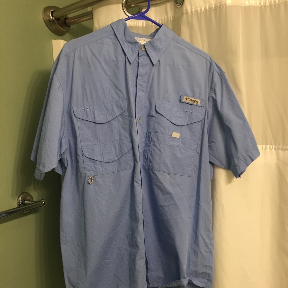 Men’s Columbia short sleeve shirt